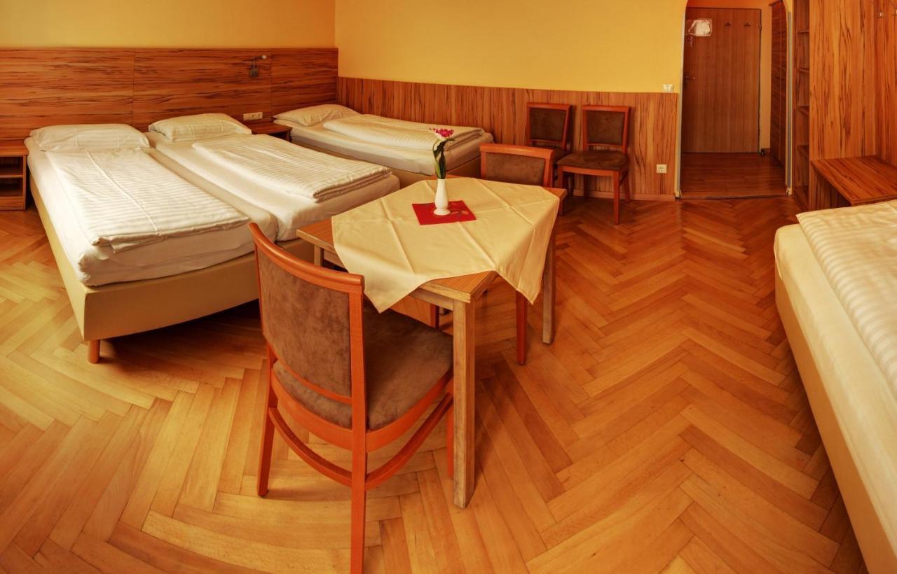 Pension Jahn Salzburg Cameră foto