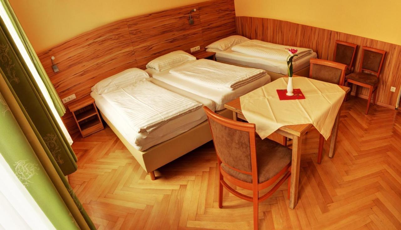 Pension Jahn Salzburg Cameră foto